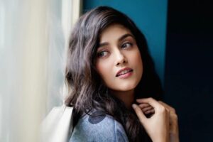 Mishti Instagram - Swipe for more 👉

📷 @pj_shanth

#mishtichakravarty #picoftheday #happiness #love #instagood #mysterious