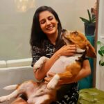 Mishti Instagram - The best photoshoot partner😂 . #mishtichakravarty #cute #cutepuppy #cutepuppies #instagood #realfun #dogsofinstagram #doggolove #puppiesofinstagram #puppy #instagood #puppylove #doggy