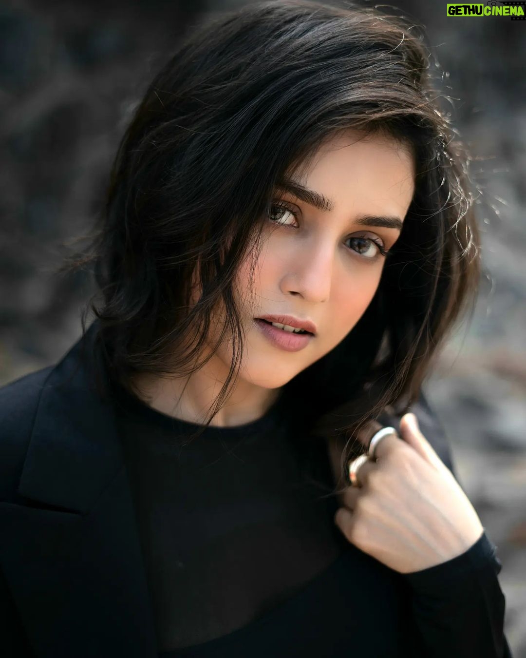 Mishti Instagram - Today is the day when i woke up just for myself... Tomorrow is gonna be another.... . . . Stylist/creative - @shreyandurjastyle Photographer - @sudopicia Mua - @thatgalwithmakeup Outfit - @theforbiddenfruit_india Blazer- @kayjaybykritika #determination #lifemotivation #lifestyle #inspirationalquotes #quote #inspire #motivationalquotes #motivational #innerstrength #lovingyourself #selflovery #selflovewarrior #selfdiscovery #selfempowerment #youareenough #selflovejourney #loveyourselffirst #selflovequotes manifestation #loveandlight #freethinker #lawofattraction #intuition #selflove #enlightenment #lightworker.