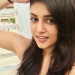 Mishti Instagram - Look into my eyes on a cloudy day... You'll find sunshine right away 🌞🌞 #selfiequeen #selfieofday #photooftheday #beautiful #pictureperfect #selflove #goodmorning #positivity #bhfyp #prettygirl #prettysmile #mishtichakravarty #instapicture #pose #clickoftheday #smile #selfworth #knowyourworth #youarebeautiful #love #loveyourself #selfies #selfietime #selfiegram #selfietime #sunkissed #weekendiscoming