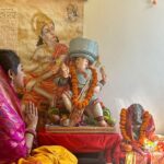 Mohena Singh Instagram - Our sweet guest has arrived 🙏🏽 Welcome home Bappa 🌸 #ganpatibappamoriya