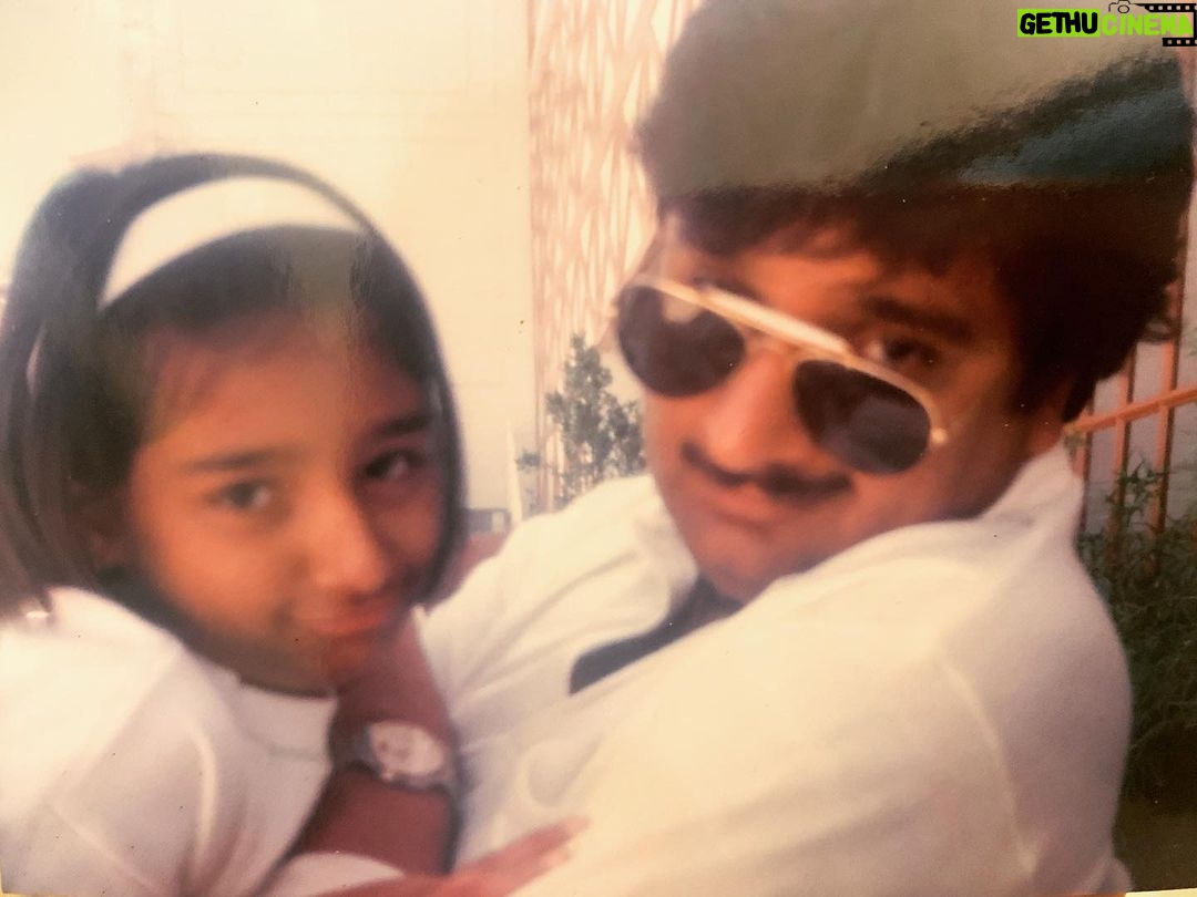 Mohena Singh Instagram - You are literally the coolest Papa. I can talk to you about anything under the sun. Thank you for giving me that comfort. Earlier I would be embarrassed to admit it… coz I was young and silly… but as I have grown older I am proud to say that I am like you. I posses so many qualities of yours for which people say… “You are just like your Papa!” And for that I’m always going to be grateful. I Love you Papa @maharaja_rewa Wish you a very Happy Fathers Day 💕🌷🌸