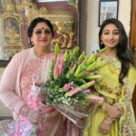 Mohena Singh Instagram - Navratri Day 4 : Green With My Dearest Mother-in-law 🌸🌱 Outfit @ivy.crafted.clothing Dehra Dun, India