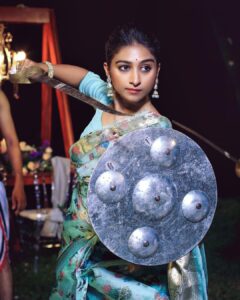 Mohena Singh Instagram - Women of India... the need of the hour is to strengthen yourselves , through discipline , hard work and belief in yourselves. Your life matters, your safety matters and your self respect matters. #kallaripayattu #kerala #women #selfdefence Kerela, Calicut