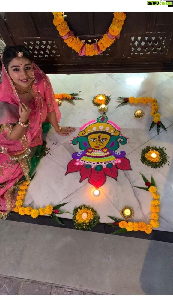 Mohena Singh Instagram - The idea of my Rangoli this year came from the importance of Ma Devi in my life. She gives me hope , clarity and strength, more so during my pregnancy. Navratri and Diwali have always been special and the presence of Devi Ma’s energy around makes it the most awaited year for me personally. This was my way of welcoming her into our home and lives 🪔✨🙏🏽 Cover photo @sahil_saxena_