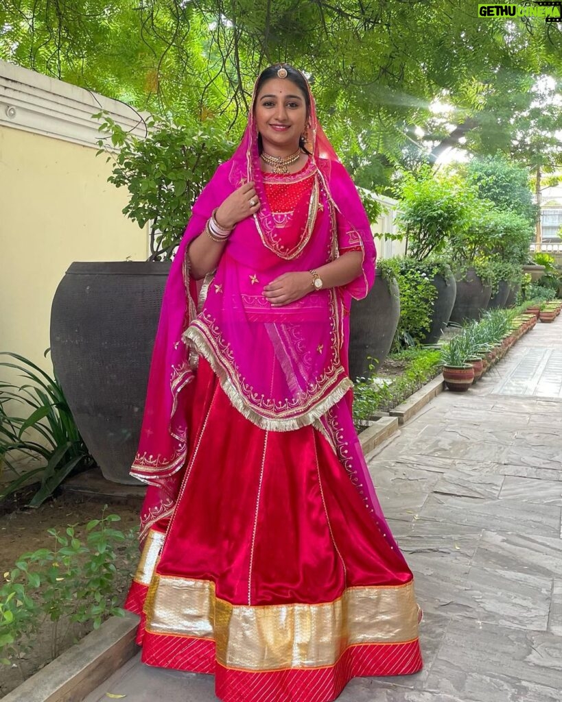 Mohena Singh Instagram - Throwback to Janmashtami. Outfit by @studioj23