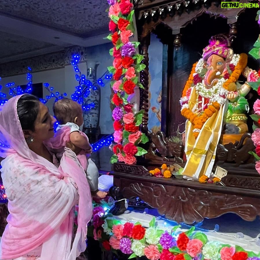 Mohena Singh Instagram - Dear Ayaansh, Your 1st Ganesh Chaturthi. Such joy 🌷🙏🏽