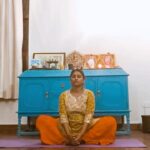Mohena Singh Instagram – Namashkaar and hello to all Mothers to Be🤰🌼💛
Stay fit , eat healthy , keep your thoughts and actions positive , to bring a happy , healthy and peaceful baby into this world. 🧘🏽🕊☮️🌸