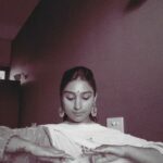 Mohena Singh Instagram – Thank you for your wonderful songs , your melodious voice , the way you filled life into meaningful lyrics. I fall into the category of people who believe that old is Gold and your era of music was the golden era of music for sure. 
Will cherish Lata ji’s music for life. 
She lived a full life and she spread love and joy. 

Om Shanti 🙏🏽🌸