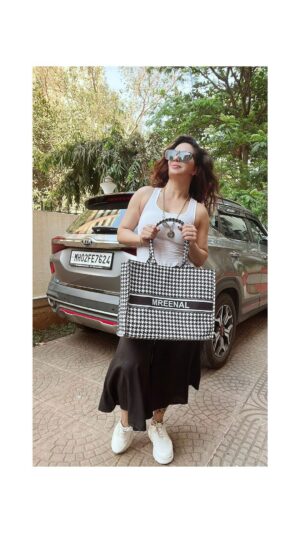 Mrinal Deshraj Instagram - BAGS ARE JUST LIKE FRIENDS; YOU WANT QUALITY, NOT QUANTITY♥️
: 
Bag : @eevarabagsindia 
:
#bag #fashion #bags #handmade #style #handbag #slingbag #shopping #shoes #accessories #backpack #moda #totebag #love #leather #handbags 
#trend #trending #fashion #style #love #instagram #viral #instagood #mood #follow #like #explore #explorepage #mreenaldeshraj♥️