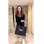Mrinal Deshraj Instagram - KEEP CALM AND CARRY A FABULOUS BAG♥️ : Bag :- @eevarabagsindia ♥️ : #bag #fashion #bags #handmade #style #handbag #slingbag #shopping #shoes #accessories #backpack #moda #totebag #love #leather #handbags #trend #trending #fashion #style #love #instagram #viral #instagood #mood #follow #like #explore #explorepage #mreenaldeshraj♥️ Mumbai, Maharashtra