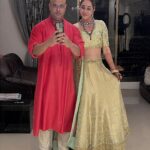 Mrinal Deshraj Instagram - ABUNDANCE OF BLESSINGS, HEALTH, LOVE AND EXCITEMENT TO SHRENU AND AKSHAY! ♥️ : I know we missed the events of Baroda but I am thrilled to attend last night’s reception of Shrenu and Akshay. I am glad I got to meet everyone and I wish nothing but the best for this new chapter in my darling Shrenu and Akshay’s lives♥️ : Styled by @krishi1606 Outfit @gunninaa15official Accessories @rimayu07 : #reception #wedding#happiness #madeforeachother #happy #couple # love #friends #mreenaldeshraj #mreedaazle ♥️