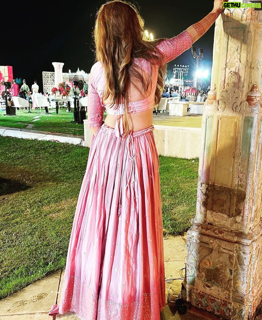 Mrinal Deshraj Instagram - Styling by: - @krishi1606 ♥️ Lehanga choli by :- @krishna_boutique_3634 ♥️ Mehndi by:- @shruti_mehendi_artist ♥️ Nails by: - @sparklednails_bykhushii ♥️ : #udaipur #fatehgarh #palace #bigday #enjoying #feelingspecial #grand #happiness #wedding #lavish #beautiful #love #enjoying #mreedaazle #mreenaldeshraj ♥️ Fatehgarh Palace Hotel, Udaipur