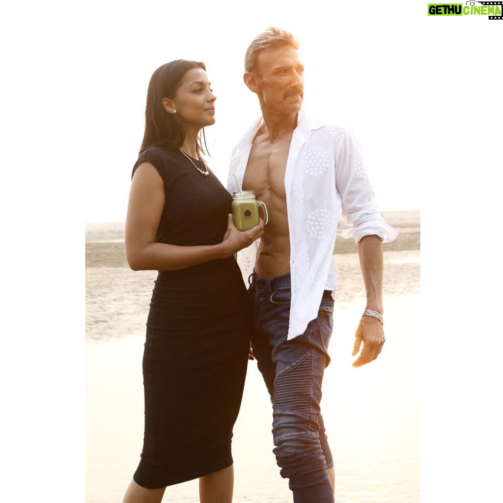 Mugdha Godse Instagram - Campaign shoot… ❤🌹 Trust me the vibe was formal before his shirt opened 😄😄 @rahuldevofficial Goa, India