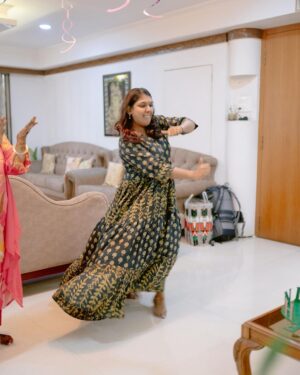 Mukti Mohan Instagram - It’s been a week already 🥹🦋🤲🏻

@themadeinheaven

#KunalKoMiliMukti