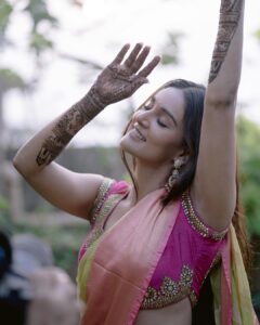 Mukti Mohan Instagram - It’s been a week already 🥹🦋🤲🏻 @themadeinheaven #KunalKoMiliMukti