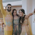 Mukti Mohan Instagram - 🤍✨ Captured by @themadeinheaven Styled by @shreyandurjastyle @shrey_vaishnav_ @urja__amin Outfits : Custom @kalkifashion Mukti : Jewellery @tonoto.in Shoes @fizzygoblet Hair @dwyessh_hairwizard @aaliyahussainhairmakeupcreator Make up @ritickasjalan Host: @djhimanisingh Kunal : Shoes @nauvab.co HMU @nayanhair