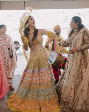 Mukti Mohan Instagram - 🤍✨

Captured by @themadeinheaven 
Styled by @shreyandurjastyle @shrey_vaishnav_ @urja__amin 

Outfits : Custom @kalkifashion 

Mukti : 
Jewellery @tonoto.in 
Shoes @fizzygoblet 
Hair @dwyessh_hairwizard @aaliyahussainhairmakeupcreator 
Make up @ritickasjalan 

Host: @djhimanisingh 

Kunal : 
Shoes @nauvab.co 
HMU @nayanhair