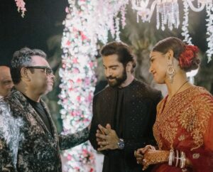 Mukti Mohan Instagram - Really feeling overwhelmed with love and blessings coming our way🥹 @kapilsharma @ginnichatrath @arrahman @sunidhichauhan5 @ayushmannk @tahirakashyap @aakritiahuja @aparshakti_khurana @anumalikmusic @salmanyusuffkhan @bharti.laughterqueen @punitjpathakofficial @neetimohan18 @nihaarpandya @mohanshakti @kmohan12 

Zindagi mein kuch acha kiya hoga ki sabka itna pyaar aur aashirwaad mil raha hai 🙏🏼 

With warm heart and folded hands Kunal and I, thank you for showering us with love ♥️🙏🏼 😭 I’m typing all this with fuzzy eyes and muzzy heart kyunki I’m nothing without you all Neeti Di, Nihaarji, Putchie Didi Bhai log, Shakti Di, Kriti Di, Nitin, Tithi, Anna, Dhillon, Vaani, Dvd and Lochi !!! 

Dher saara Pyaar from me, Kunal, Sharmas, Pandyas and now Thakurs 🙏🏼🥰

Eternally grateful, thank you for your blessings 🙏🏼

Captured by @themadeinheaven 
Styled by @shreyandurjastyle @shrey_vaishnav_ @urja__amin 

Host : @djhimanisingh 

Mukti :
Saree @jigarmaliofficial 
Jewellery @kishandasjewellery 
Hair @aaliyahussainhairmakeupcreator 
Make up @ritickasjalan 

Kunal : 
Outfit @siddhesh_chauhan 
Shoes @lussolifestyleofficial 
HMU @nayanhair

#KunalKoMiliMukti