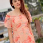 Nabanita Malakar Instagram - AAP Ki nazron ne samjha pyaar ke kabil mujhe 🌸