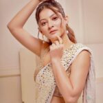 Nabanita Malakar Instagram – Aaa Jaane Ja 
Aaa Mera Yeh Husna Jawan,
Tere Liye Hai Aas Lagaye oo Zalim Aaja Na 🤍🤍🤍

#roopsagoremonermanush #ragini #newlook #sunbangla #svf 
#trending #trendingreels #trendingsongs #trend #instagram #instagood #instadaily #nabanitamalakar #nabanitamalakar09 #nabanitamalakarofficial #nabanitamalakardoyel