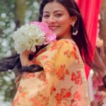 Nabanita Malakar Instagram - আমি বাউন্ডুলে ঘুড়ি যে আমাকে বাসবে ভালো তার আকাশেই উড়ি 🌸🤍🌸 Video credit goes to @imshayanmukherjee💪🏻👶🏻 #trending #trendingreels #trendingsongs #trend #instagram #instagood #instadaily #nabanitamalakar #nabanitamalakar09 #nabanitamalakarofficial #nabanitamalakardoyel