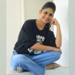 Naina Ganguly Instagram - Whatever comes my way, I take it with a smile. 😇💙