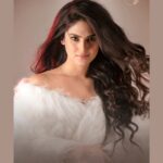 Naina Ganguly Instagram - She lives life in her own little fairytale. ✨️