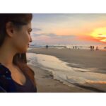 Naina Ganguly Instagram - Every sunset is an opportunity to reset. 🌇