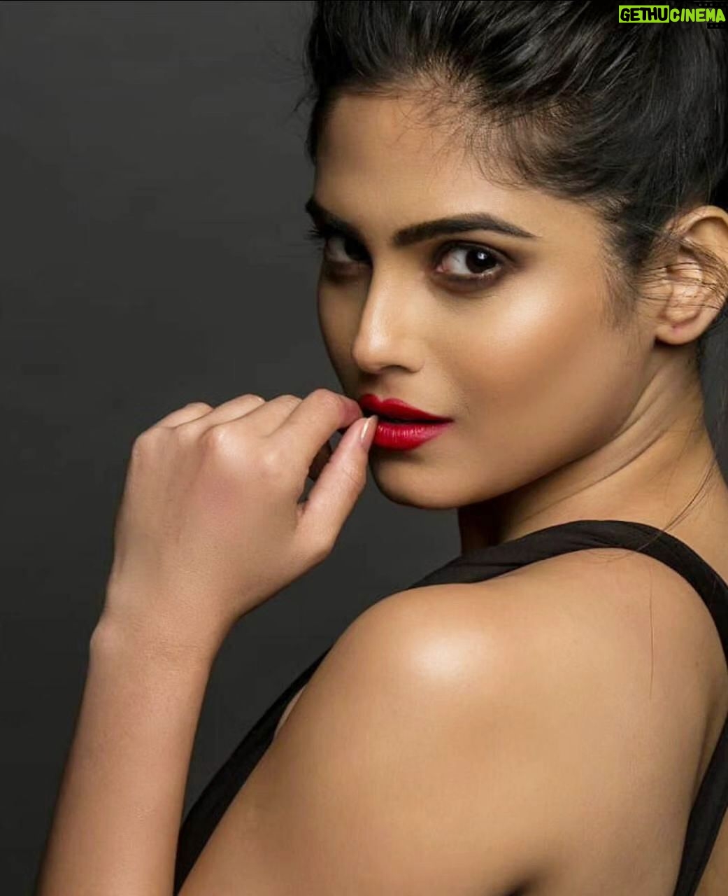 Naina Ganguly Instagram - Embrace the sparkle within you. ✨ . . . . . . . . . . . . . . . . . #igpost #igdaily #iggood #instapost #instafashion #instalike #instagram #picoftheday #photooftheday #lookoftheday #bestoftheday #actress #actorslife #tollywoodactress #nainaganguly