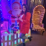 Naina Ganguly Instagram - Christmas isn't just a day, it's a frame of mind.❤️ A Christmas Evening Well spent. 🎄🎅⭐️