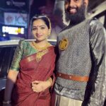 Nakshathra Nagesh Instagram – The first time Raghav and I dressed up for a costume party, and we went as #katappa and #rajamathasivagamidevi 🤓 

Thank you @themadrascommune for organizing something so cool in Chennai. #kollywoodhalloween