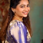 Nakshathra Nagesh Instagram – The shoot I look forward to the most every year! 💚

Outfit: @theanarkalishop_official
Makeup: @makeup_by_kez
Hair: @banuhairstylist
Jewellery: @atiracrearions
Camera: @arunsmagy