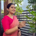 Nakshathra Nagesh Instagram – #beingsaraswathy 

Wearing cotton is so addictive!