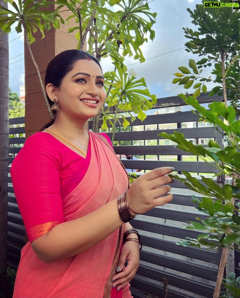 Nakshathra Nagesh Instagram - #beingsaraswathy Wearing cotton is so addictive!