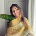 Nakshathra Nagesh Instagram – Draping a saree is an emotion, but it feels the best when the blouse fits well! Blouse by @abarnasundarramanclothing