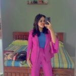 Nakshatra Murthy Instagram - Since I’ve never tried doing this GRWM thing , just thought of making a reel . . The suit is from @urbanic_in And the blue bodycon top inside is from @zara . #nakshatramurthy #GRWM #reelsvideo #wifeduties #hotpinksuit