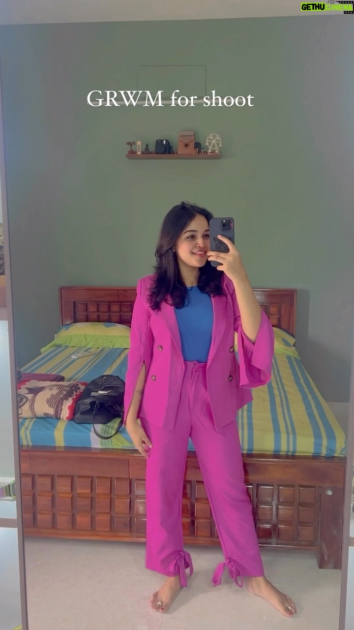Nakshatra Murthy Instagram - Since I’ve never tried doing this GRWM thing , just thought of making a reel . . The suit is from @urbanic_in And the blue bodycon top inside is from @zara . #nakshatramurthy #GRWM #reelsvideo #wifeduties #hotpinksuit