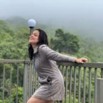 Nakshatra Murthy Instagram - My soul longs for deep forest greens 🌳 , grey laced sky …foggy wisps travelling by . ….. Happy soul 🧿☔️ Shot by my husband @vijayviruz 😘 ………. #nature #mist #fog #cynefin #nakshatramurthy Wild Planet -Bana Heights