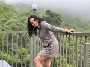 Nakshatra Murthy Instagram - My soul longs for deep forest greens 🌳 , grey laced sky …foggy wisps travelling by . 
…..
Happy soul 🧿☔️ 
Shot by my husband @vijayviruz 😘 
……….
#nature #mist #fog  #cynefin #nakshatramurthy