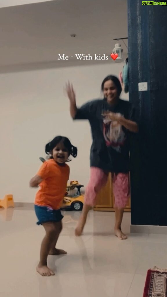 Nakshatra Murthy Instagram - With my butu @monisha_liya Liyana 🌼 & bublooo ⚡️ ……. Vibing with kids 😂❤️
