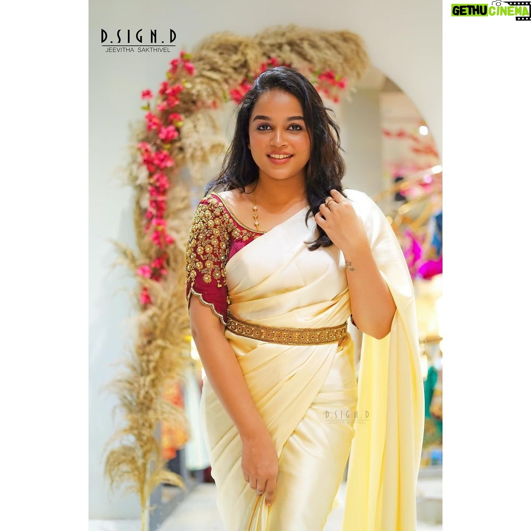 Nakshatra Murthy Instagram - "Glamour Woven in Threads: Discover Your Perfect Blouse at Our Store!" Elevate your style with a jewel blouse featuring Zardosi embroidery, accompanied by pure silver jewelry with 24-carat gold plated hangings. Muse - @nakshatra.murthy 📍Annanagar- +919962773789 📍Adyar- +919176595008 #dsignd #dsigndstudio #jeevithasakthivel #zardosiembroidery #jewelblouse #nakshatramurthy DsignD