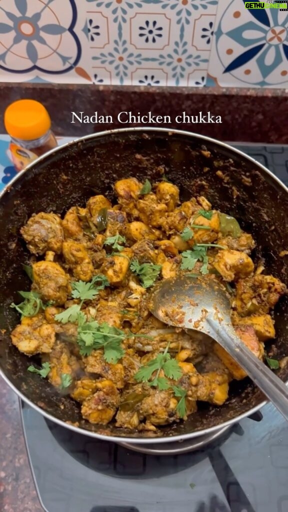 Nakshatra Murthy Instagram - A short and yummy recipe ( Chicken Chukka ) . Ingredients. use coconut 🥥 oil for better taste 1 kg chicken 2 onions Turmeric 2 teaspoons Ginger garlic paste ( better to make at home 🏡 ) Vinegar 2 tsp 4 to 5 green chillies Salt as u like . Home made grounded masala Or garam masala that u have . . That’s all 😘 . Add the grounded masala into the chicken and keep in sim and stir fry and close the lit for 10min . Again open and stir it a bit and close it . Repeat process for 20min to 30min for better taste . The masala will sit well on the chicken . . #cooking #recipe #chickenrecipes #chickenchukka #food #nakshatramurthy