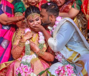 Nakshatra Murthy Instagram - Idhu podhum Indha life ku ❤️ @vijayviruz 
.
Love you always and forever ♾️ 
.
.
Shot by @momentousfotography
