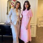 Namrata Shirodkar Instagram - Exploring self-care with @theglow.clinic has been a delightful experience. I love taking care of myself, and I am not a fan of excessive treatments. My visit to Glow Clinic was a game-changer; their top-notch aesthetics and world-class technologies left me truly impressed. After meeting Dr. Varshini, her expertise and assistance left me in awe. The clinic houses some of the best skincare and technology in the world. I personally was very intrigued by EMFACE, a non-invasive marvel that visibly diminishes wrinkles, enhances facial contours, tightens, and lifts the skin. I love that it's completely painless and gives a holistic result. They are the first clinic in South India to offer this; Glow truly brings the best of everything. Excited for more transformative experiences!! All the best, @theglow.edit Can't wait for my next visit! 😊