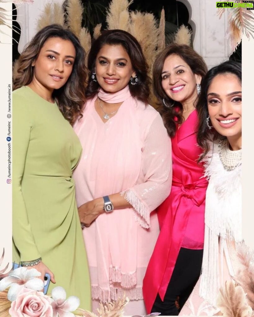 Namrata Shirodkar Instagram - An evening filled with love, laughter, and joy for our beautiful mommy to be and the little one who is about to step into this new world soon! 😍😍😍 @pinkyreddyofficial, if there is a celebration, you surely know how to make it beautiful 😍♥️♥️♥️ #VeenasBabyShower @veenareddyy @sudhareddy.official @bobbykandhari @deeptireddyofficial @archiemirchi @divya.reddy.cheers @nitya.reddy