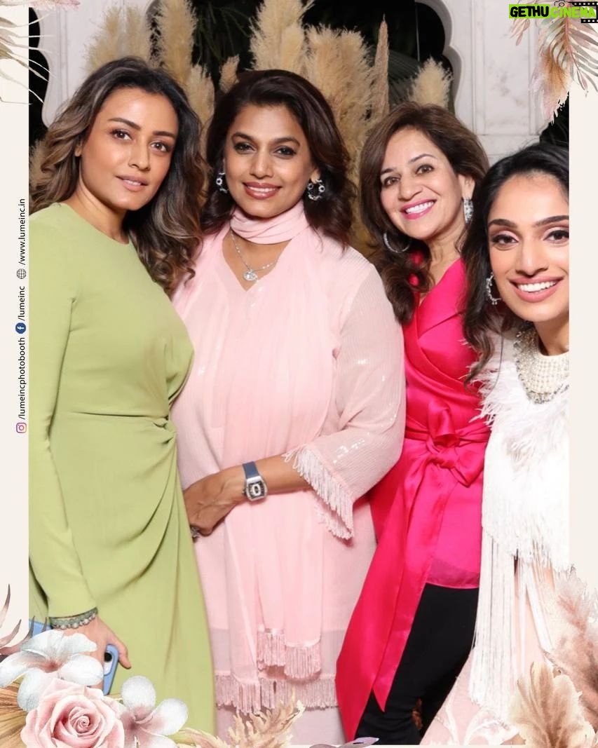 Namrata Shirodkar Instagram - An evening filled with love, laughter, and joy for our beautiful mommy to be and the little one who is about to step into this new world soon! πππ @pinkyreddyofficial, if there is a celebration, you surely know how to make it beautiful πβ₯οΈβ₯οΈβ₯οΈ #VeenasBabyShower @veenareddyy @sudhareddy.official @bobbykandhari @deeptireddyofficial @archiemirchi @divya.reddy.cheers @nitya.reddy