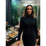 Namrata Shirodkar Instagram – Sometimes, in my not so favourite colour! #BlackIsBeautiful 🖤