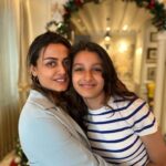 Namrata Shirodkar Instagram - May your home be filled with the warmth of the season! Merry Christmas everyone 🌲❄️