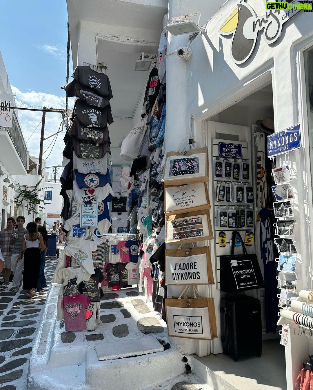 Natasa Stankovic Instagram - 🇬🇷💙